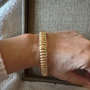 Plunder Gold Ribbed Bracelet